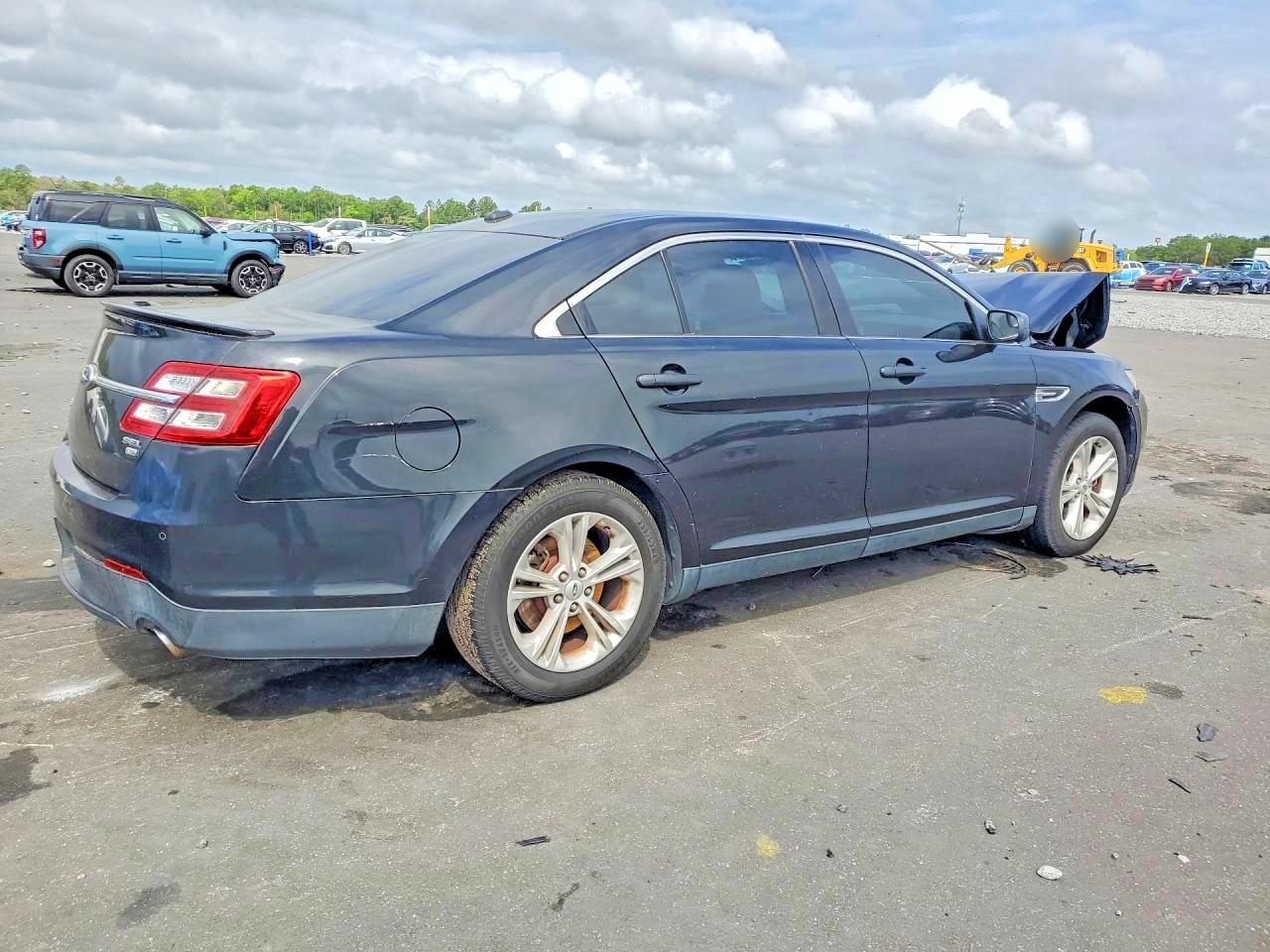 2013 FORD TAURUS