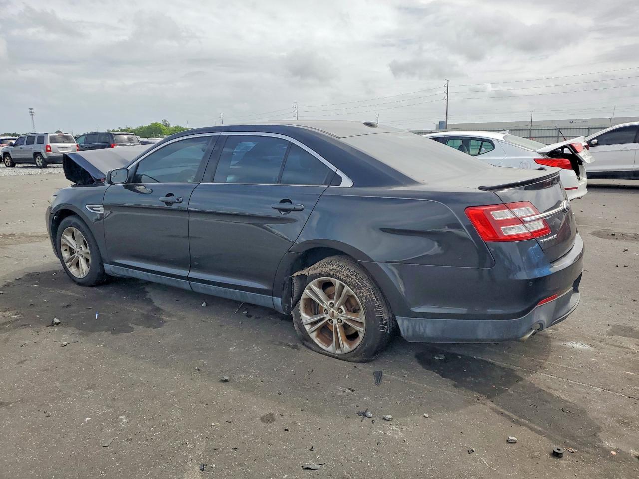 2013 FORD TAURUS