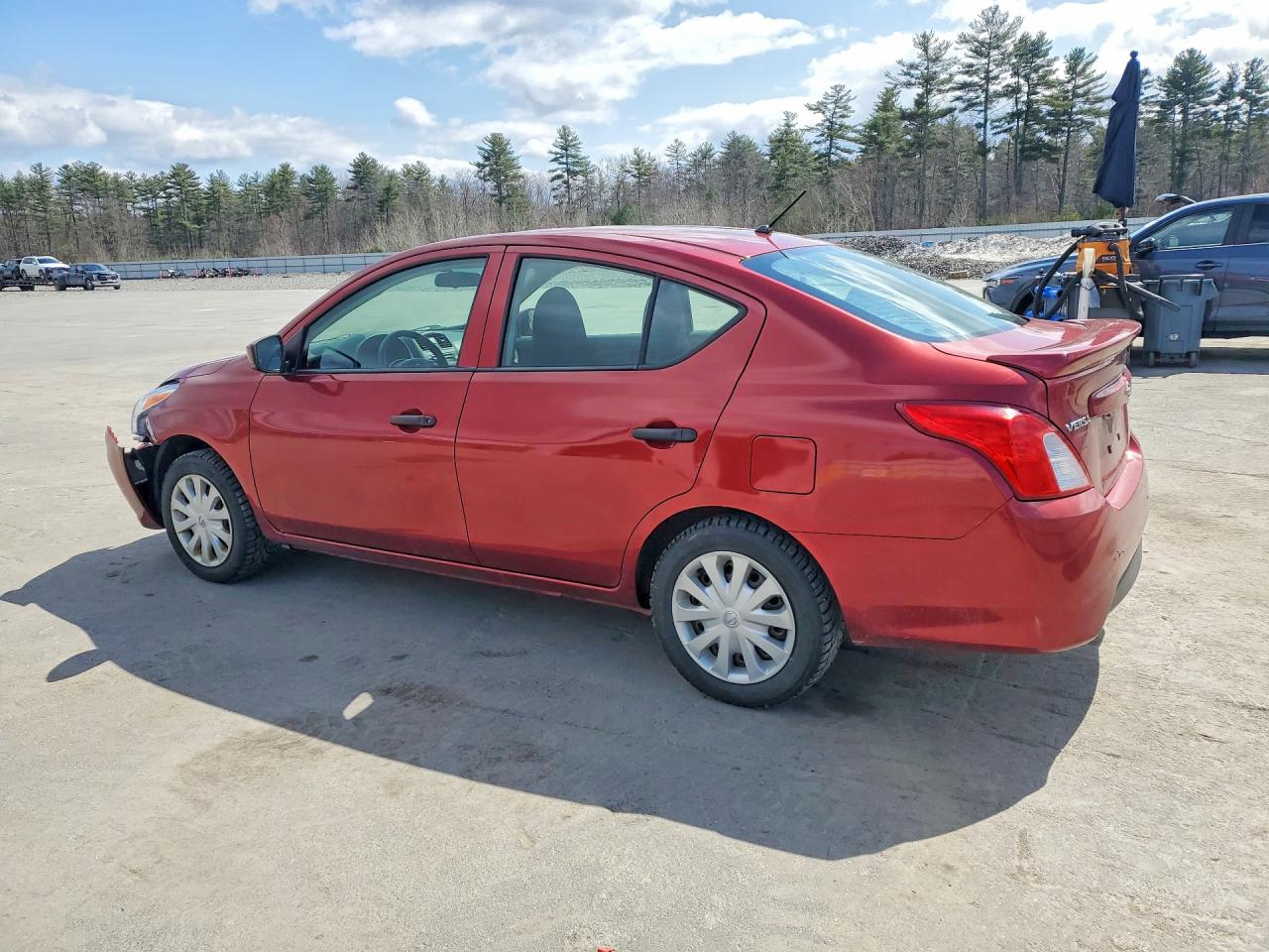 2017 NISSAN VERSA
