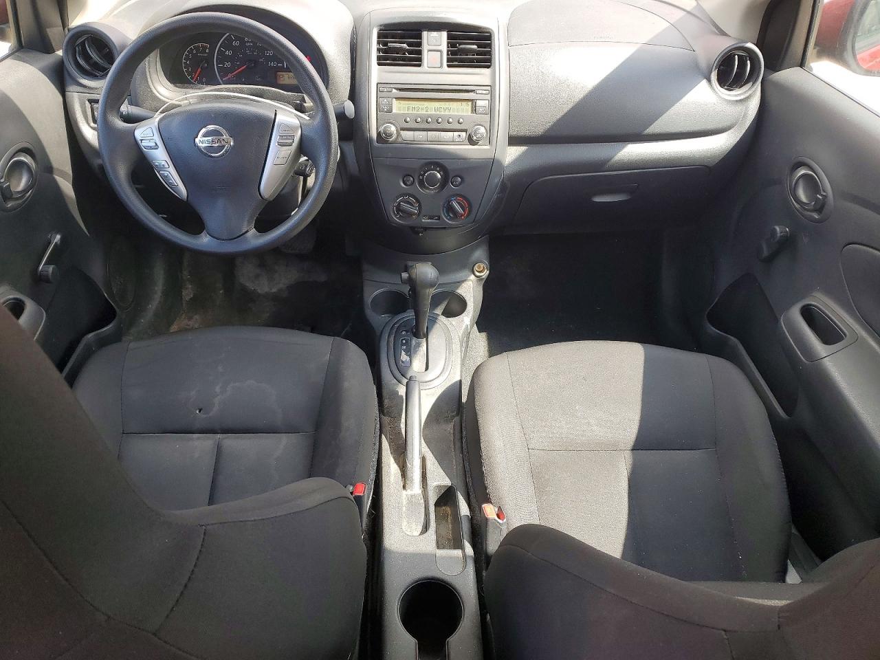 2017 NISSAN VERSA