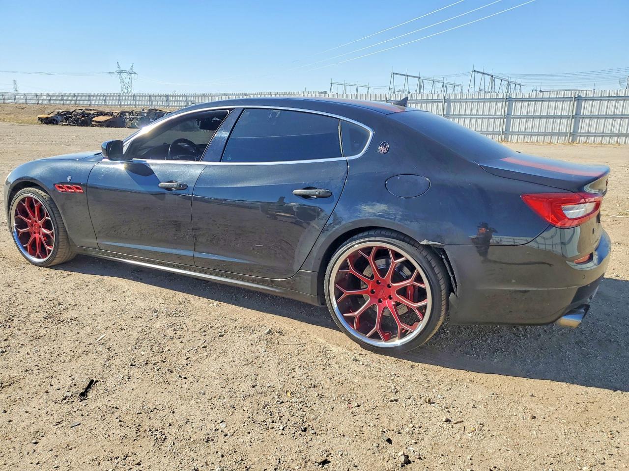 2015 MASERATI QUATTROPOR