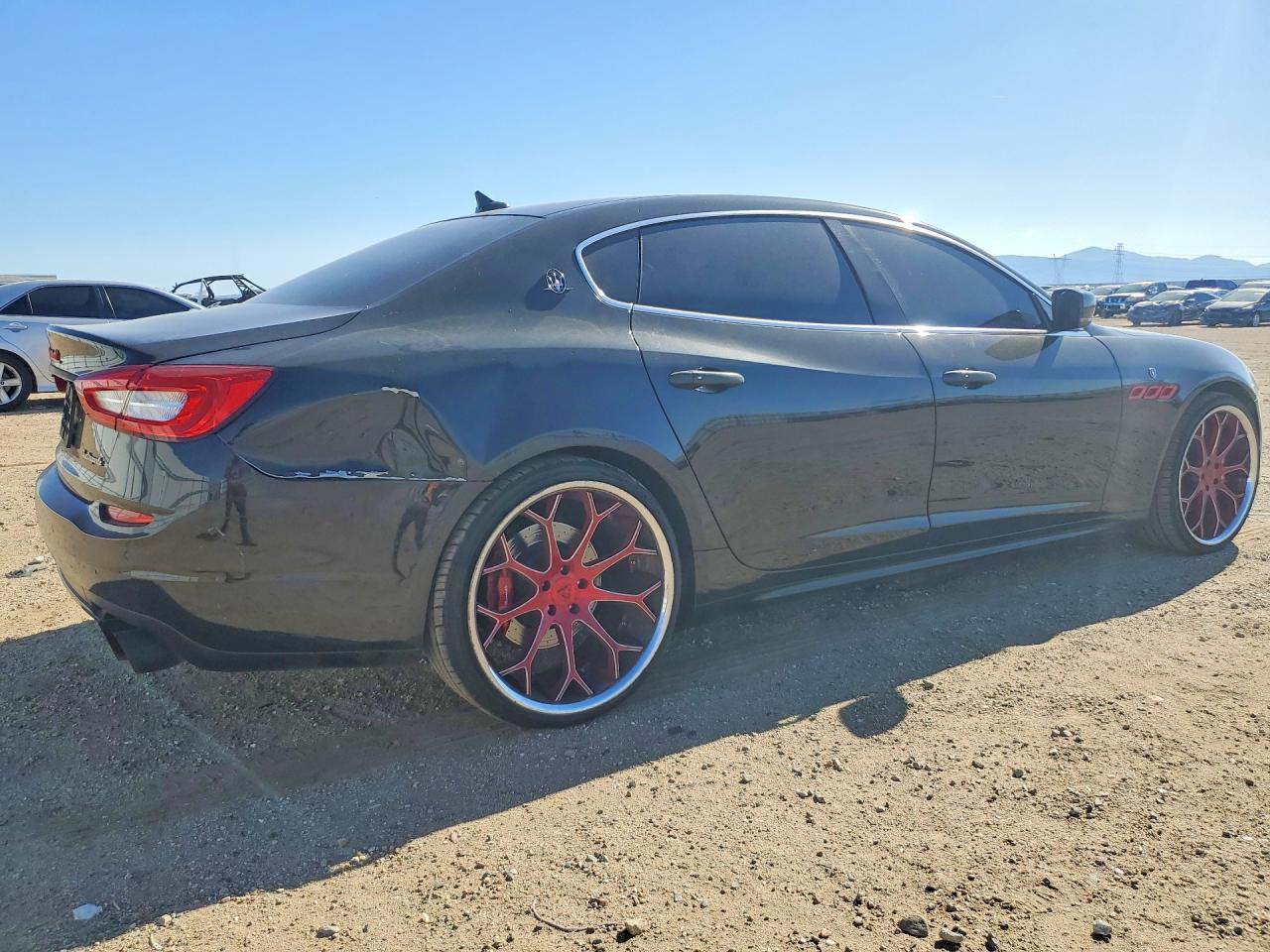 2015 MASERATI QUATTROPOR