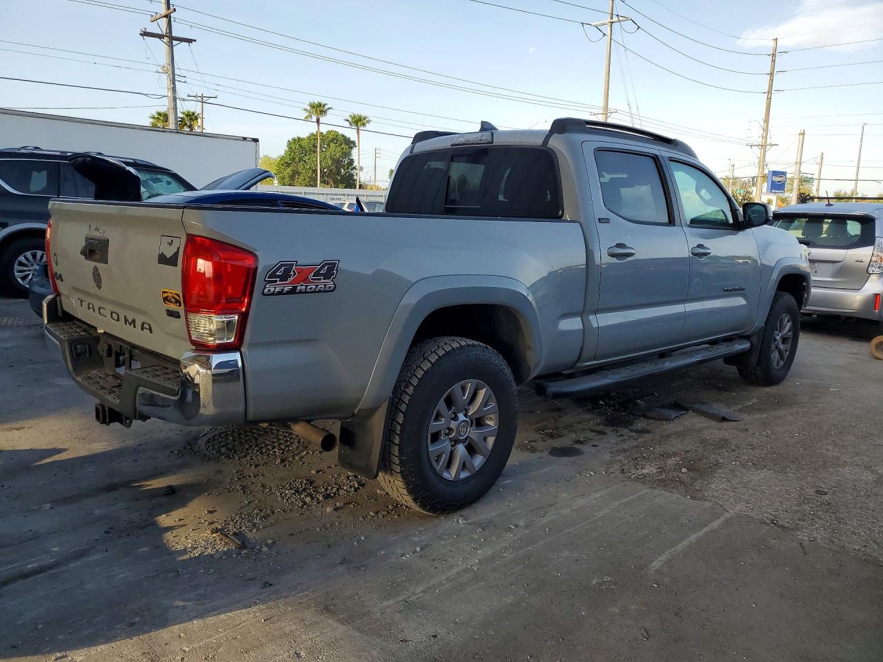 2019 TOYOTA TACOMA