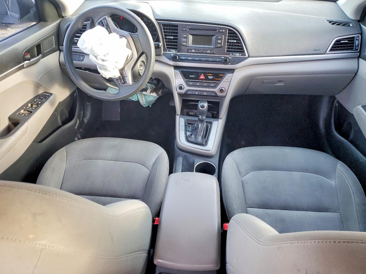 2017 HYUNDAI ELANTRA