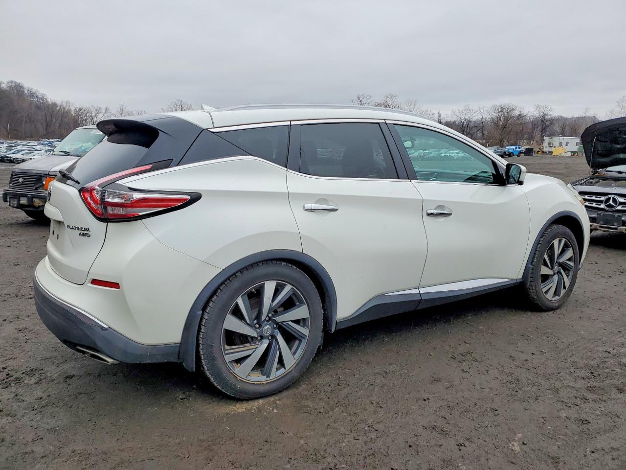 2015 NISSAN MURANO
