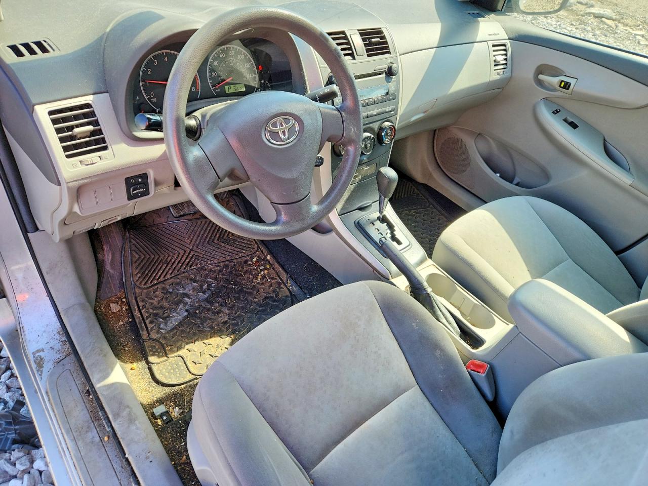 2009 TOYOTA COROLLA