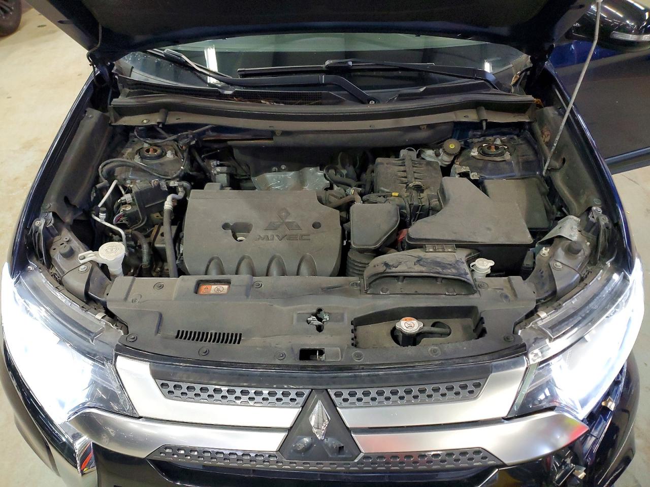 2020 MITSUBISHI OUTLANDER