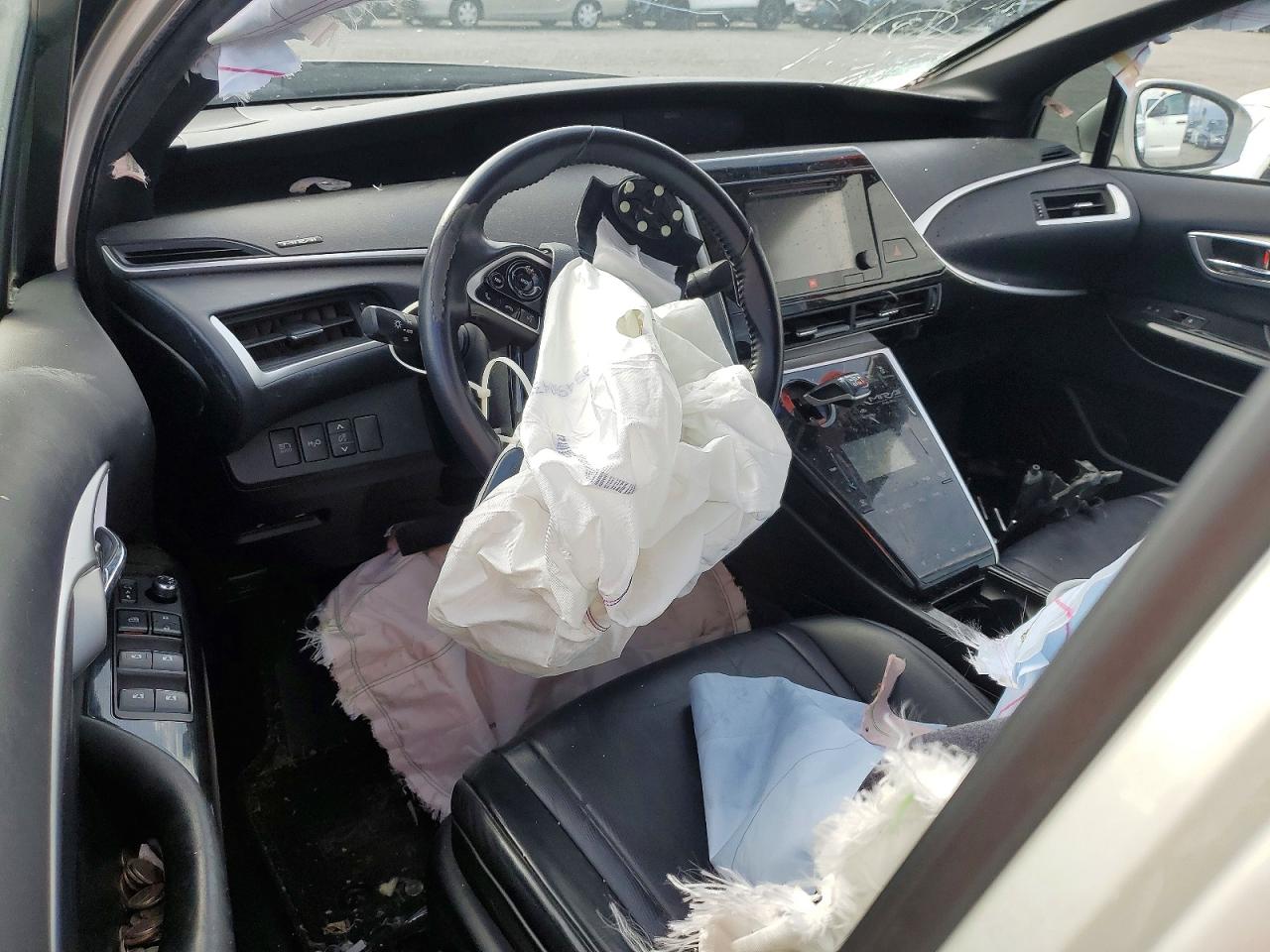 2017 TOYOTA MIRAI