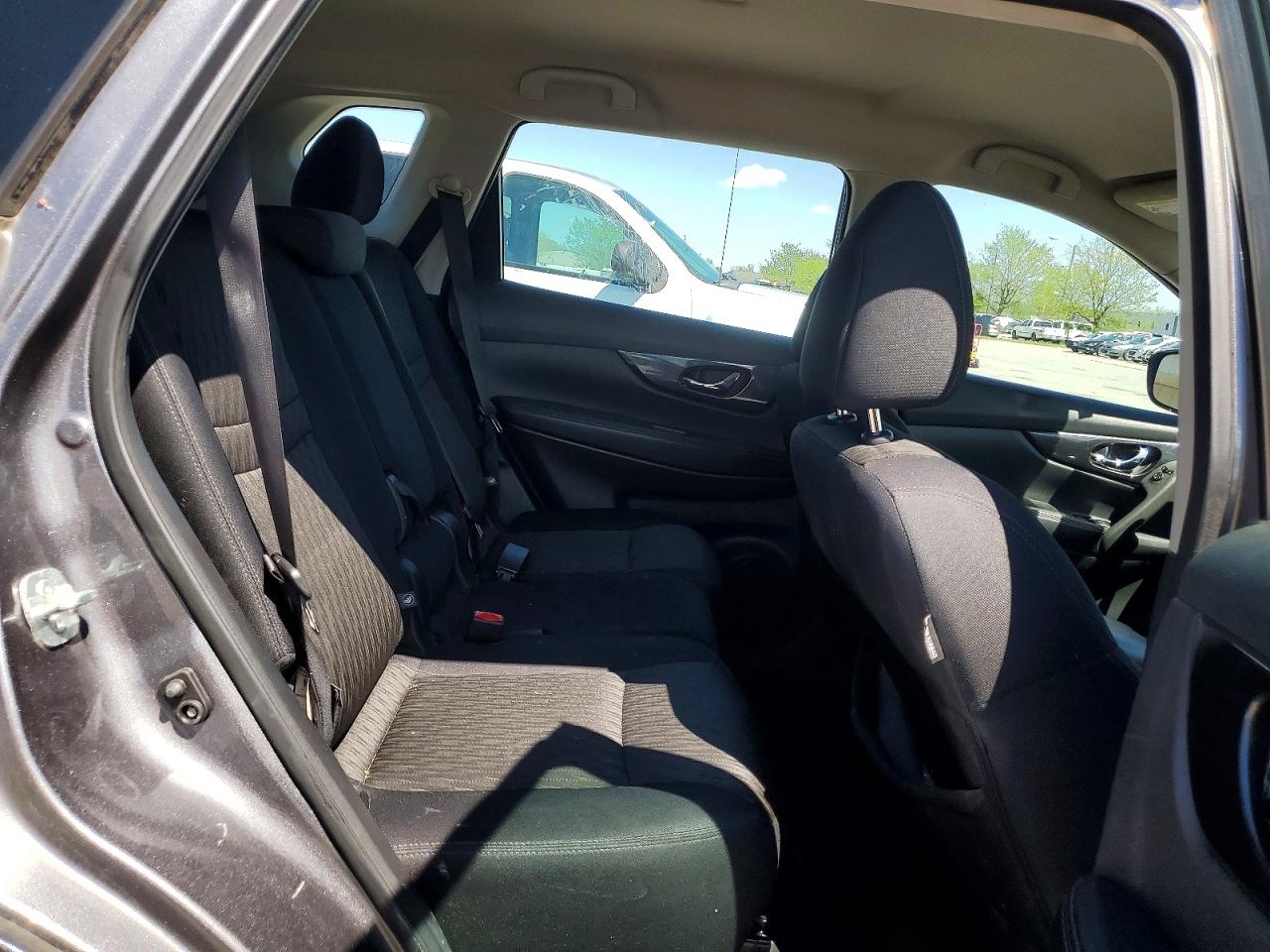 2017 NISSAN ROGUE