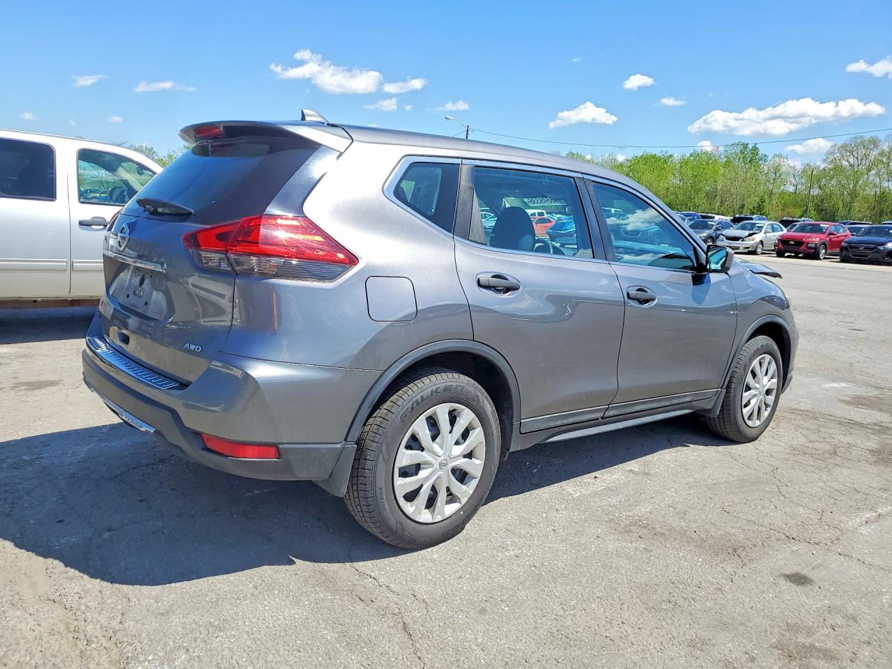 2017 NISSAN ROGUE