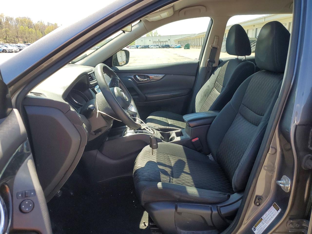 2017 NISSAN ROGUE