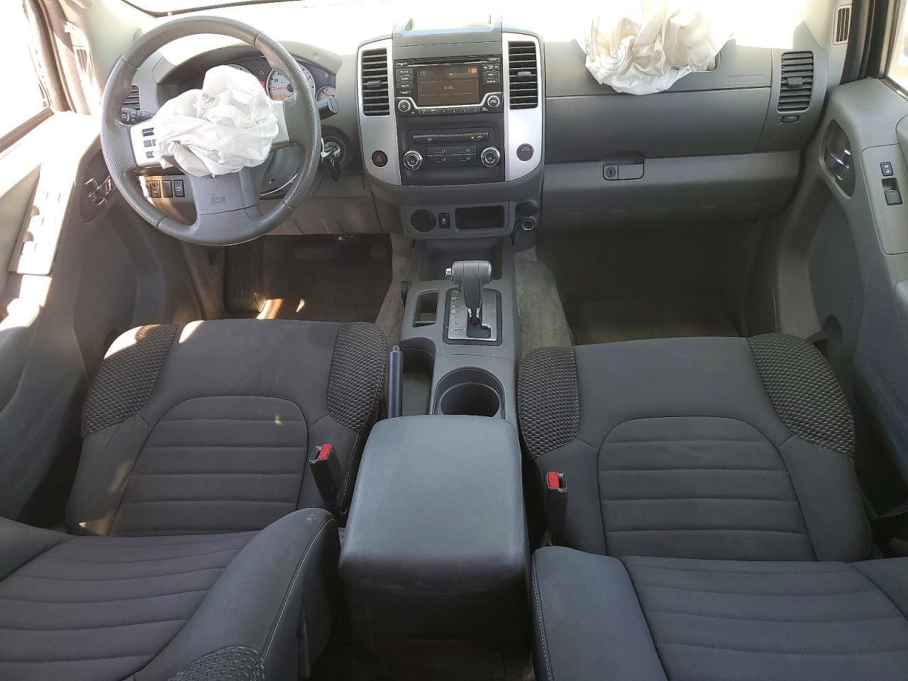2016 NISSAN FRONTIER