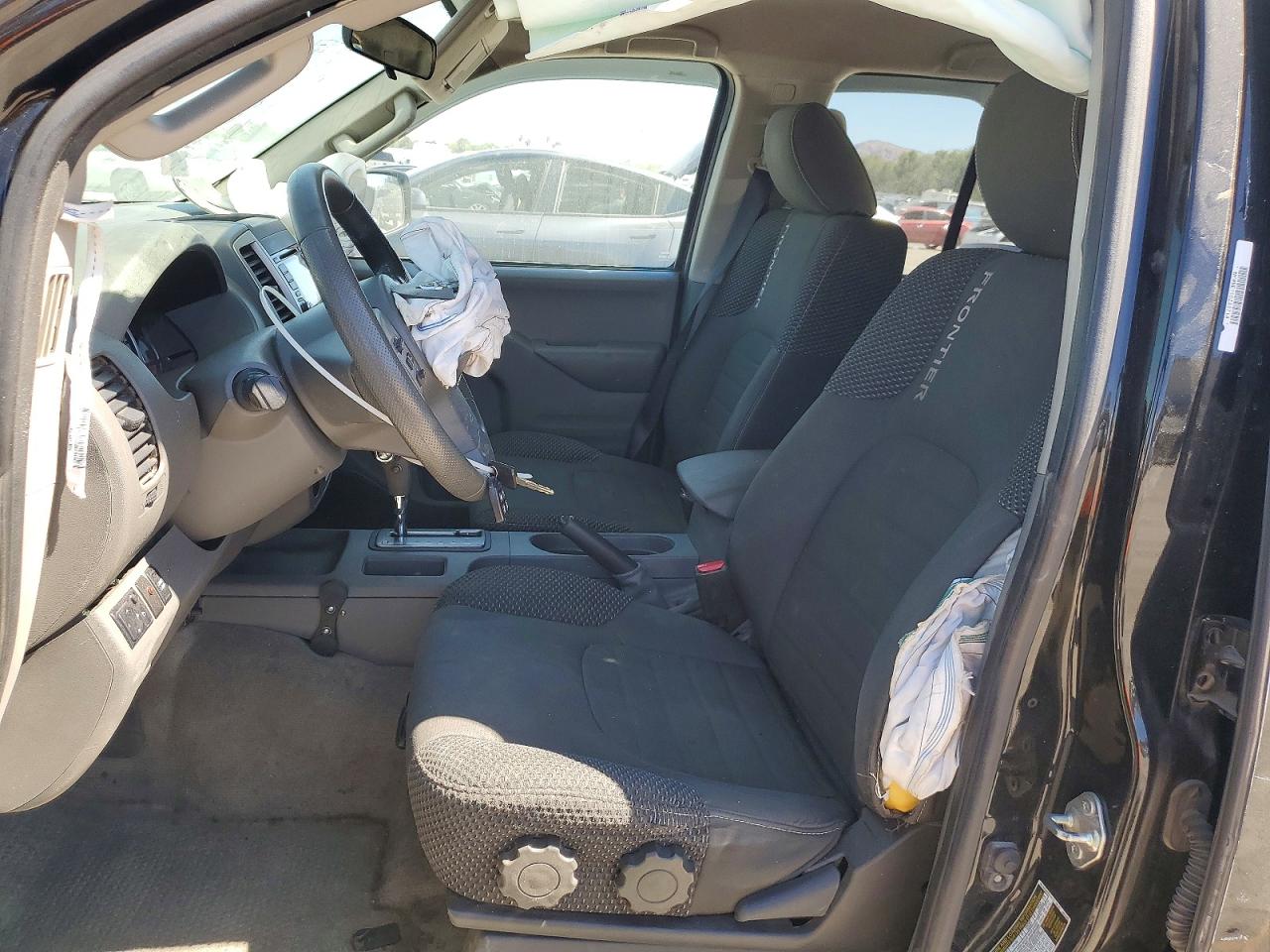 2016 NISSAN FRONTIER