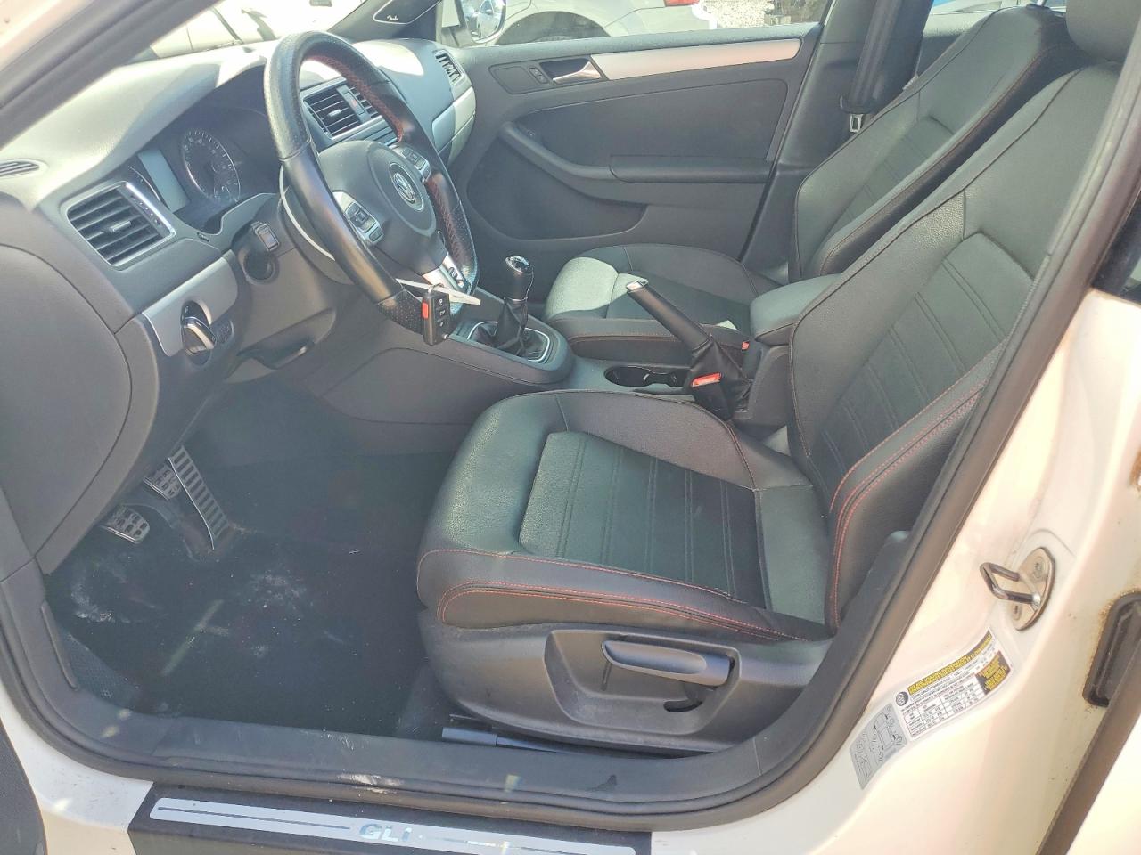 2012 VOLKSWAGEN JETTA