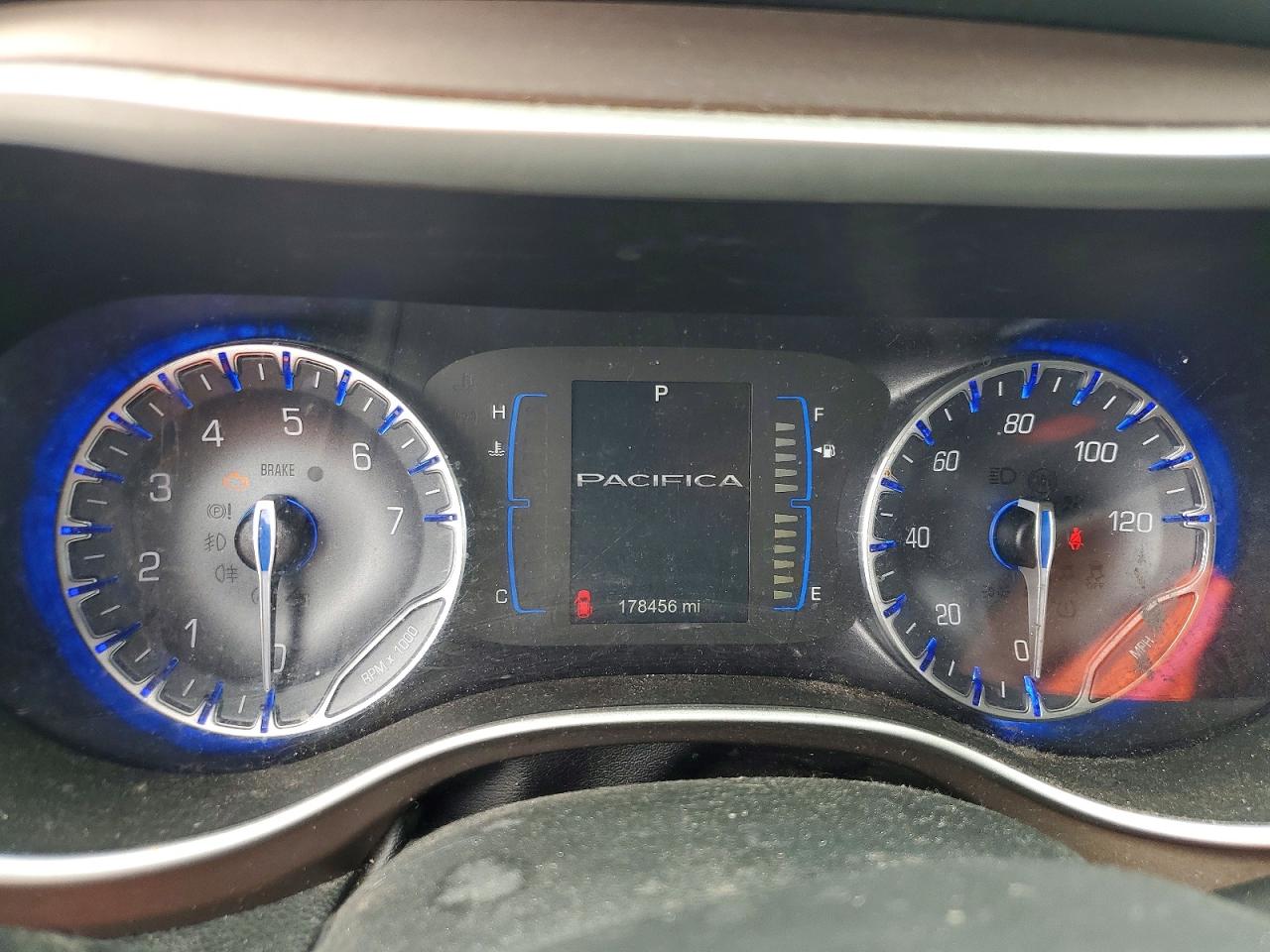 2017 CHRYSLER PACIFICA
