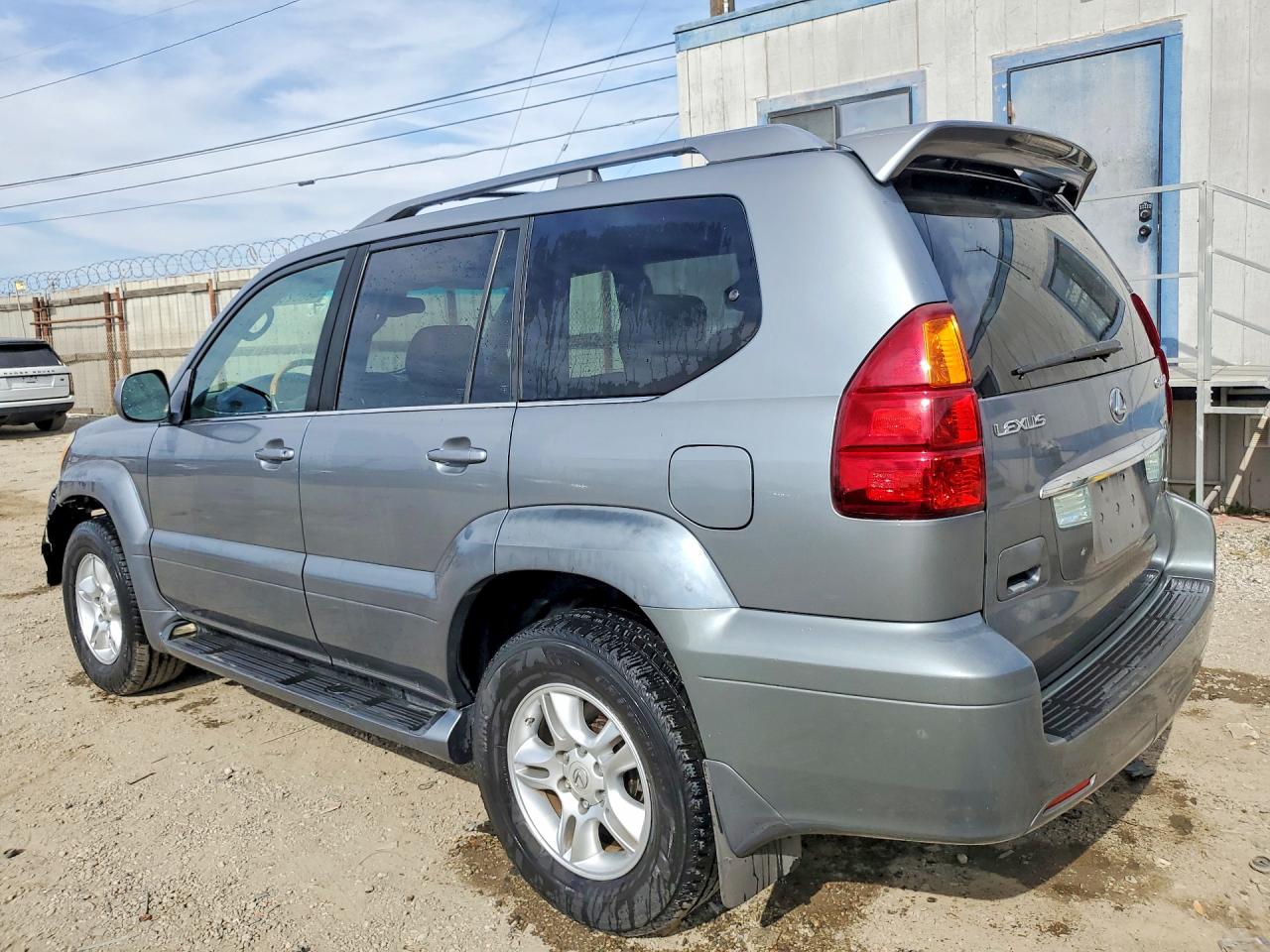 2005 LEXUS GX