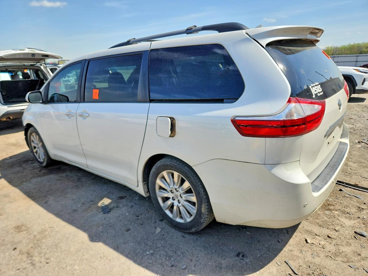 2015 TOYOTA SIENNA