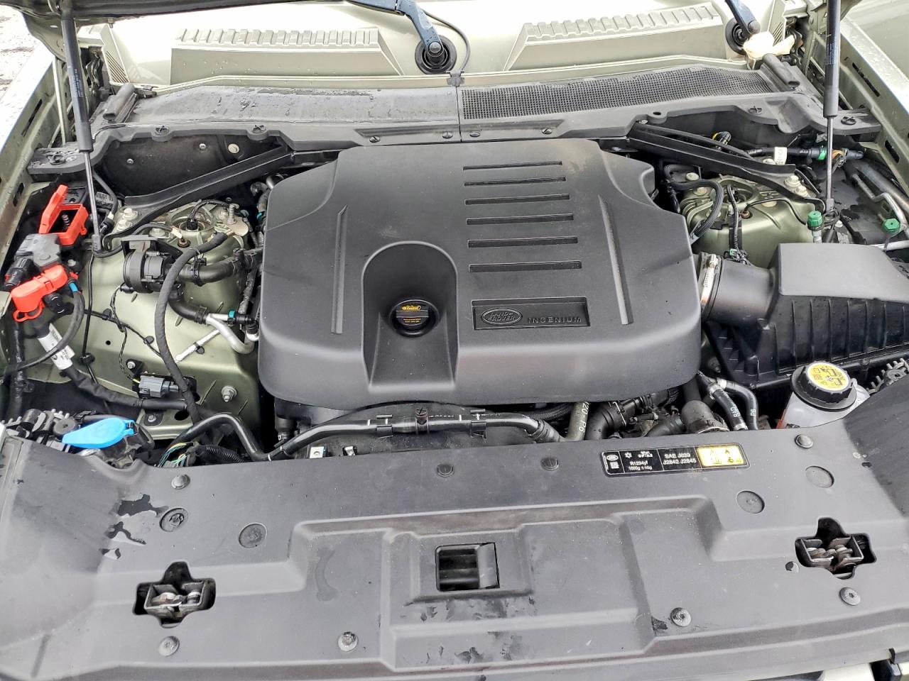 2022 LAND ROVER DEFENDER