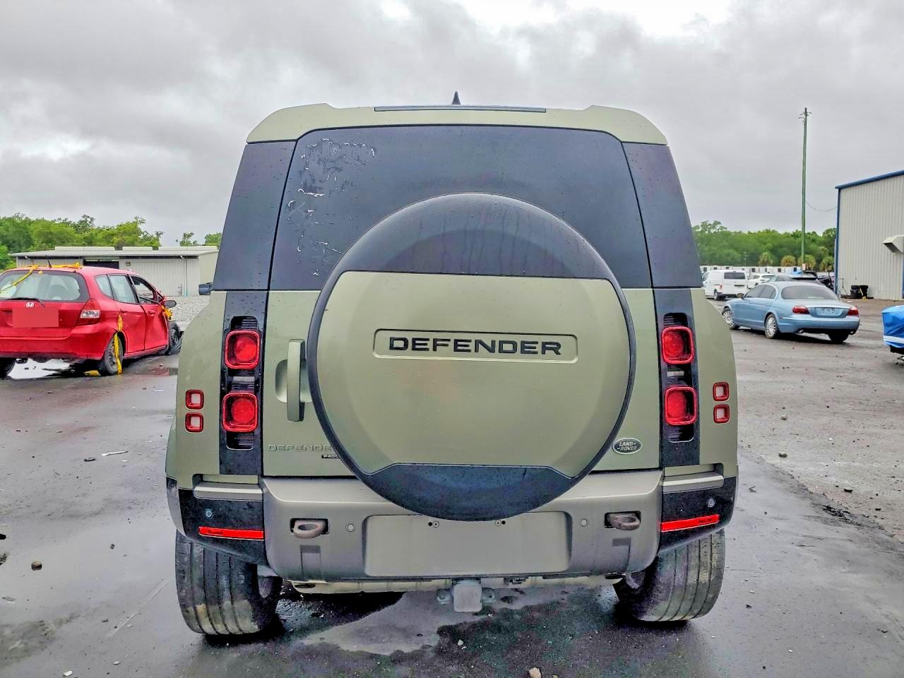 2022 LAND ROVER DEFENDER