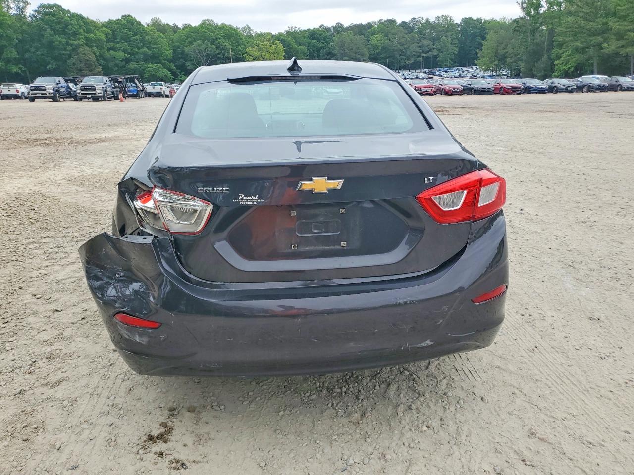 2017 CHEVROLET CRUZE