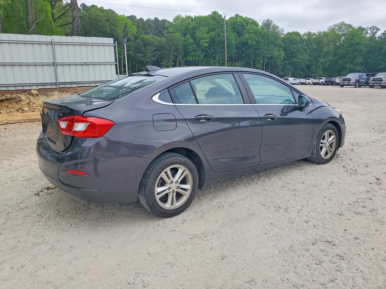 2017 CHEVROLET CRUZE
