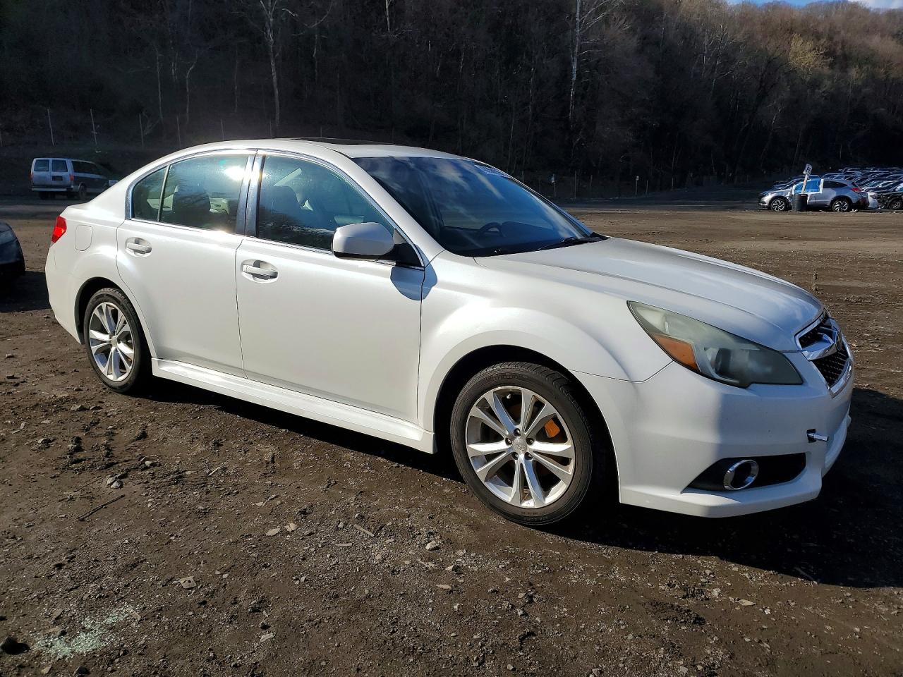 2013 SUBARU LEGACY