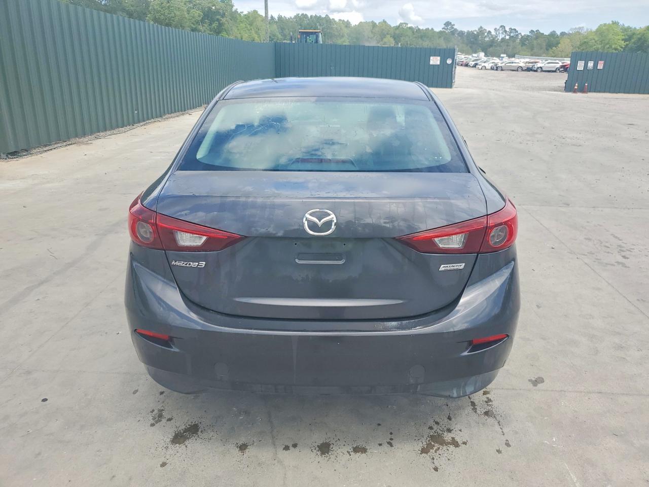 2015 MAZDA 3