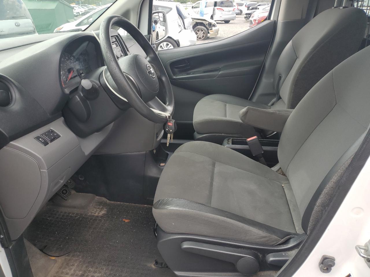 2017 NISSAN NV