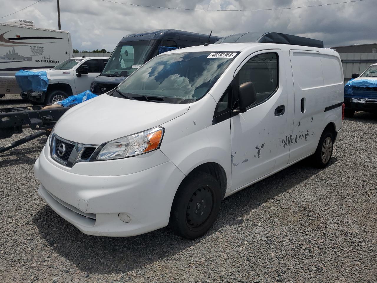 2017 NISSAN NV