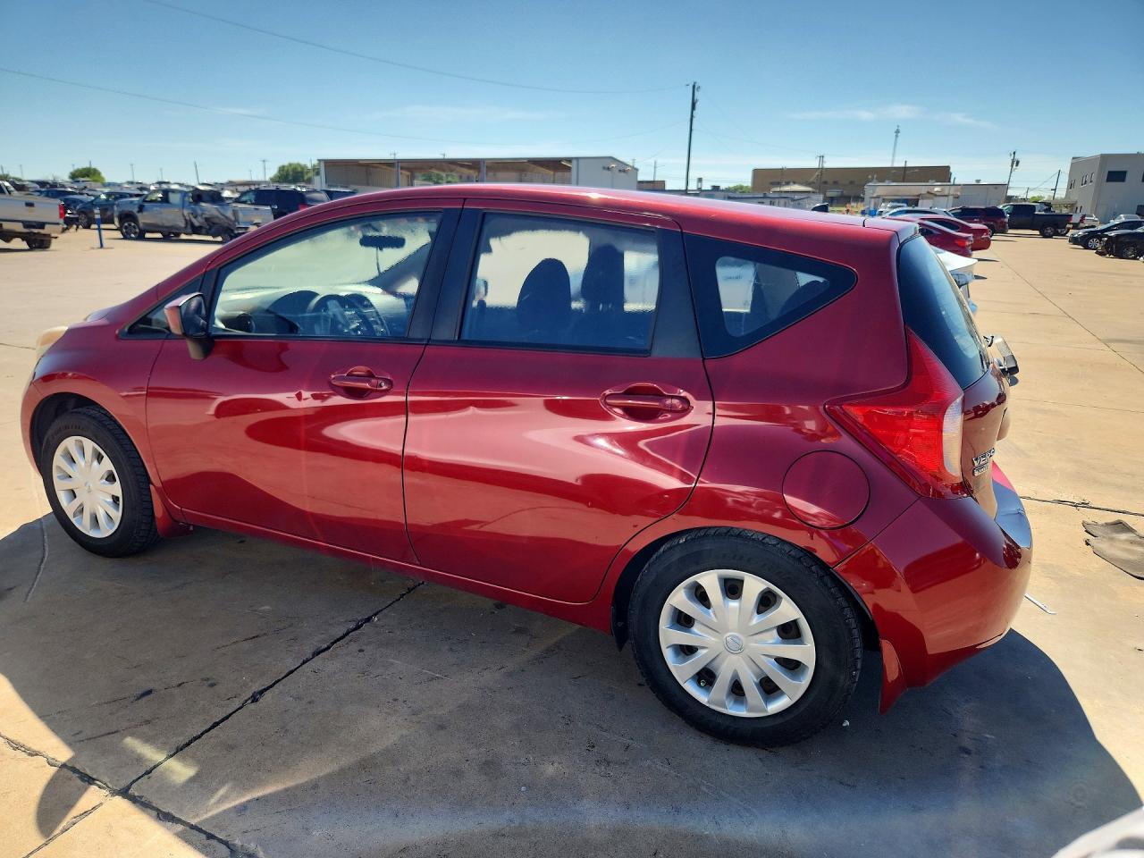2015 NISSAN VERSA