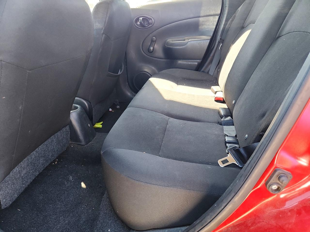 2015 NISSAN VERSA