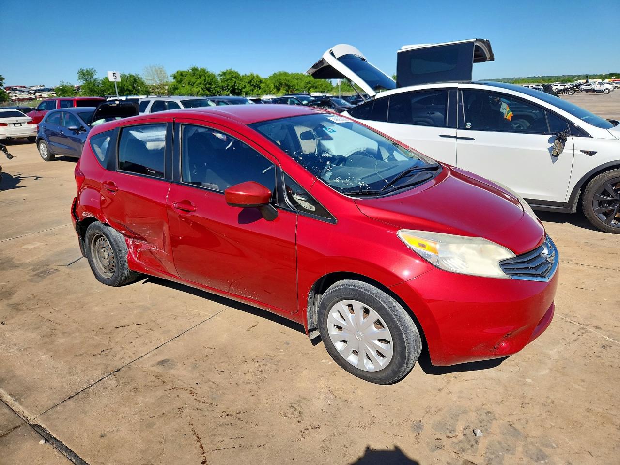 2015 NISSAN VERSA