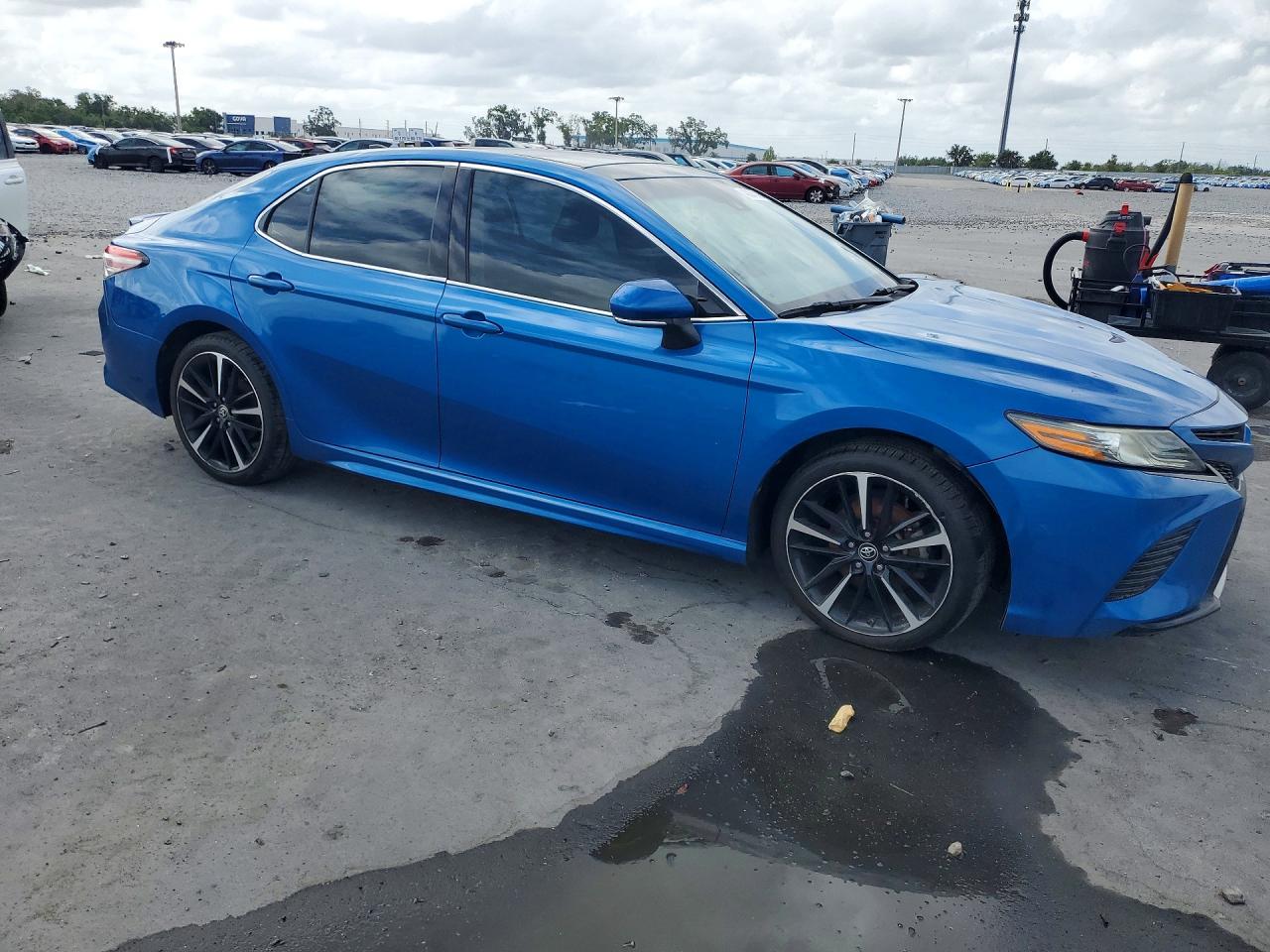 2019 TOYOTA CAMRY