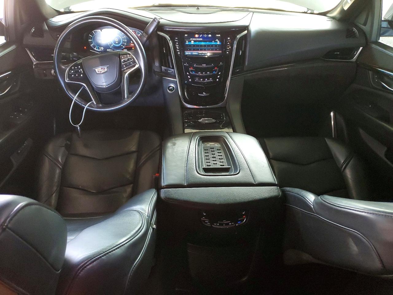 2017 CADILLAC ESCALADE