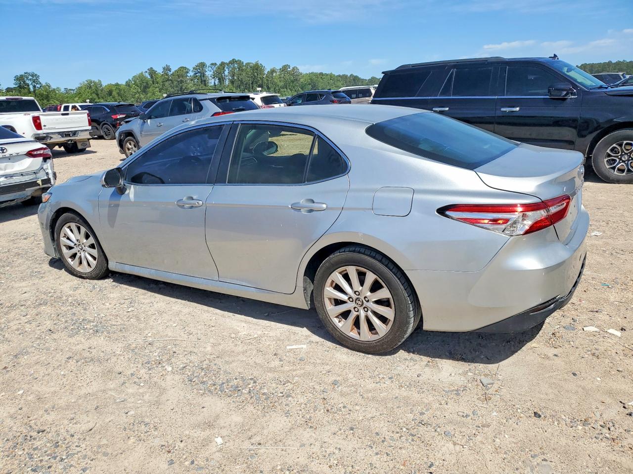 2018 TOYOTA CAMRY