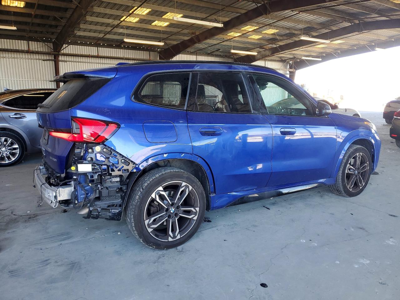 2023 BMW X1