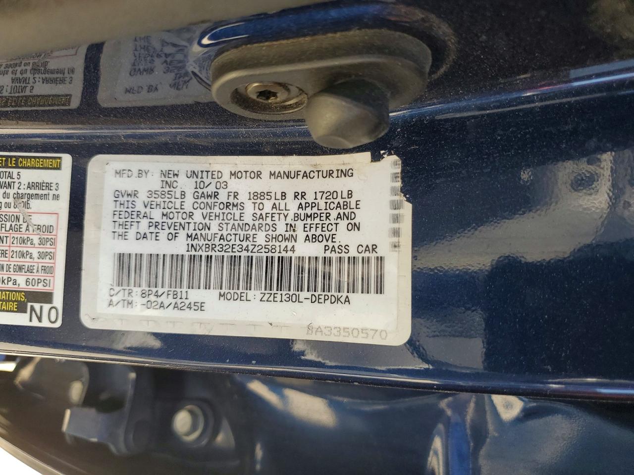 2004 TOYOTA COROLLA