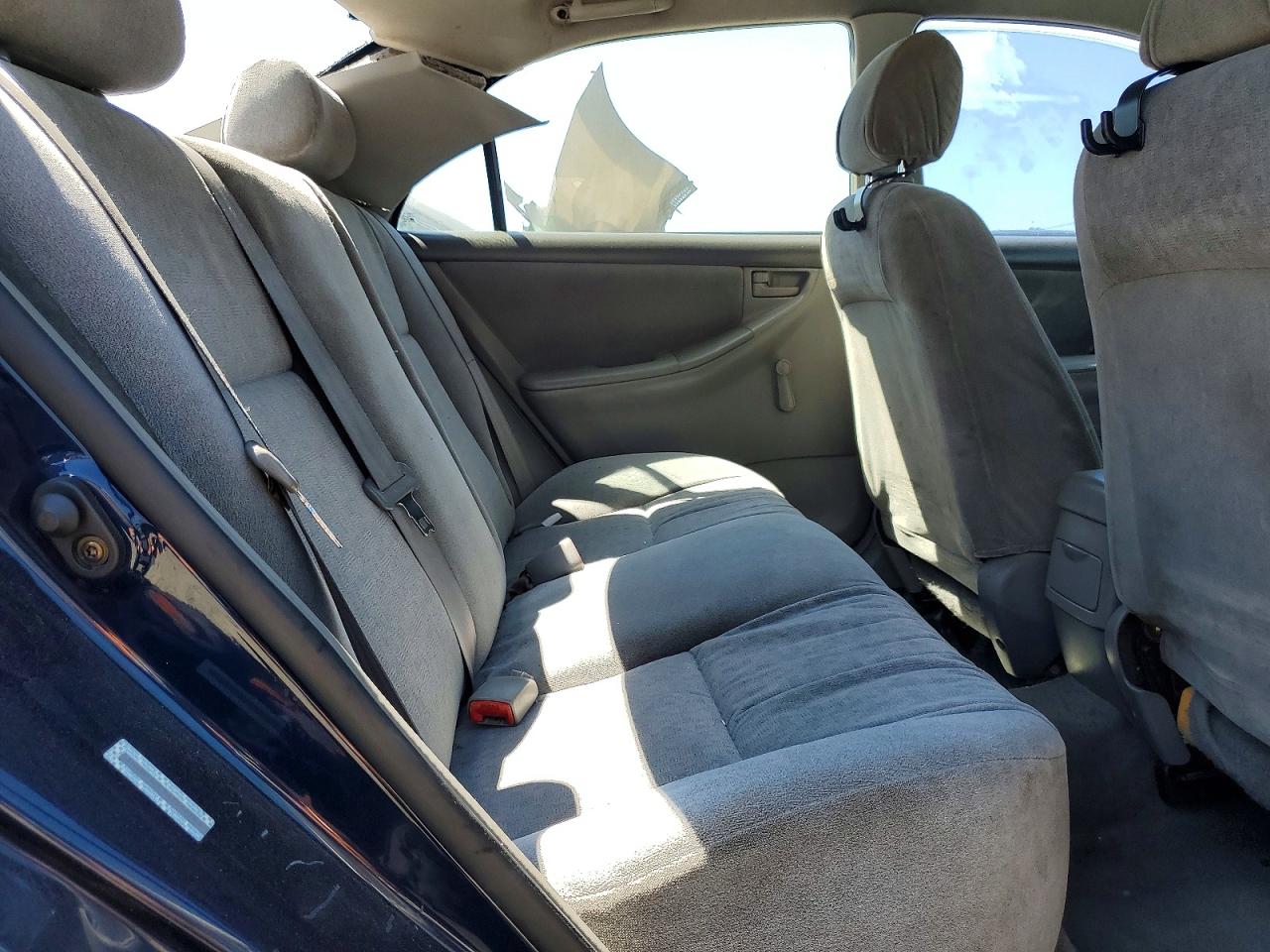 2004 TOYOTA COROLLA