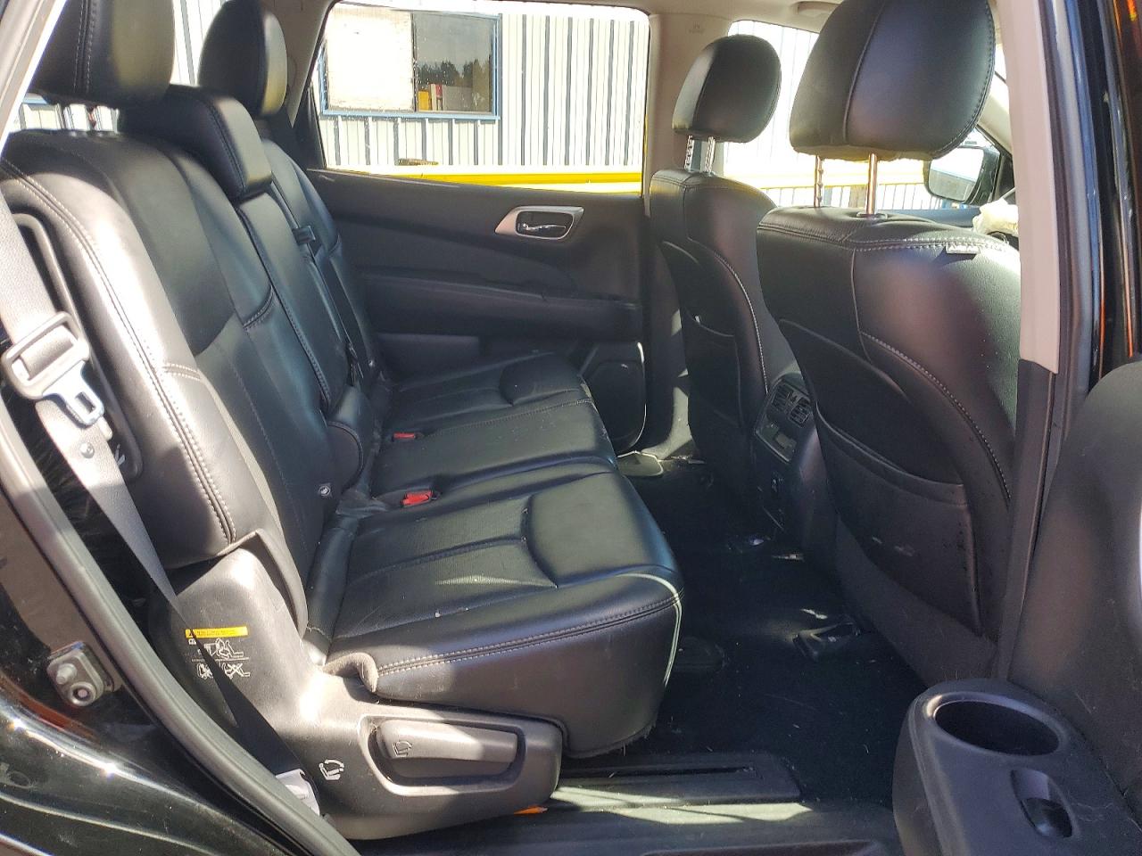 2017 NISSAN PATHFINDER
