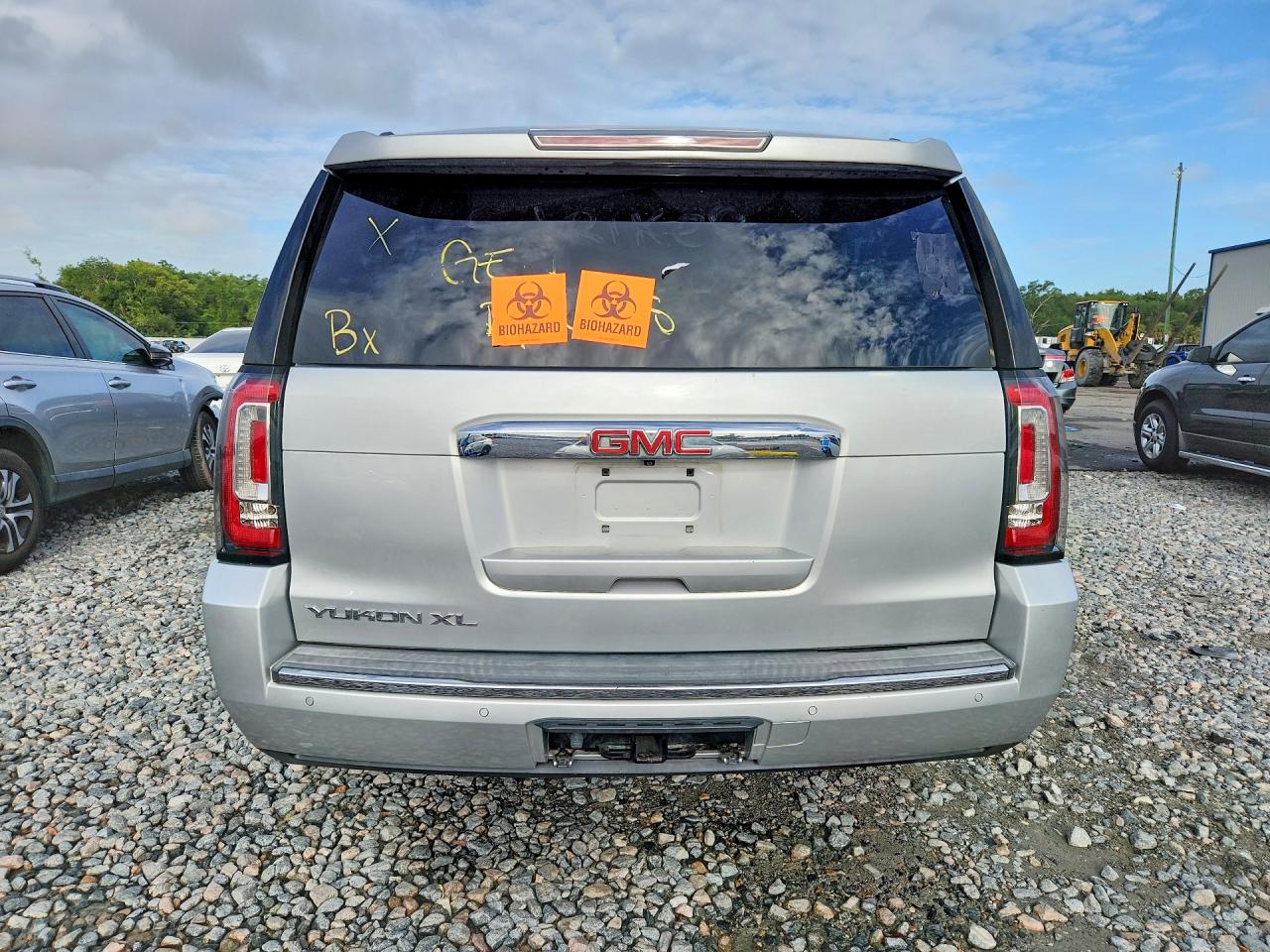 2015 GMC YUKON