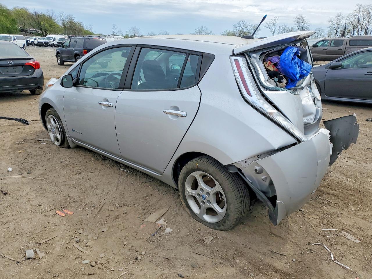 2014 NISSAN LEAF