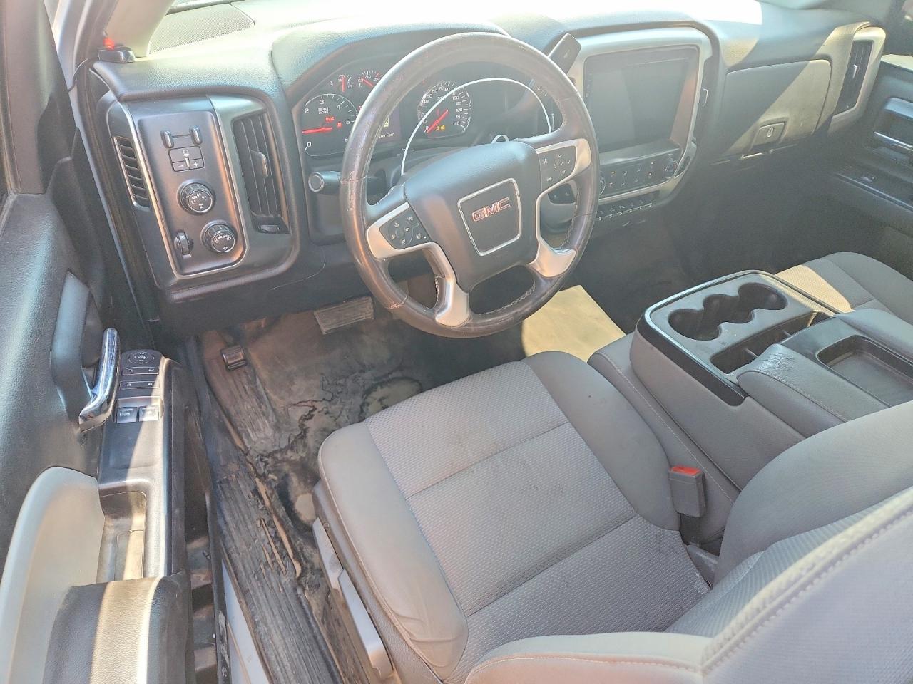 2016 GMC SIERRA
