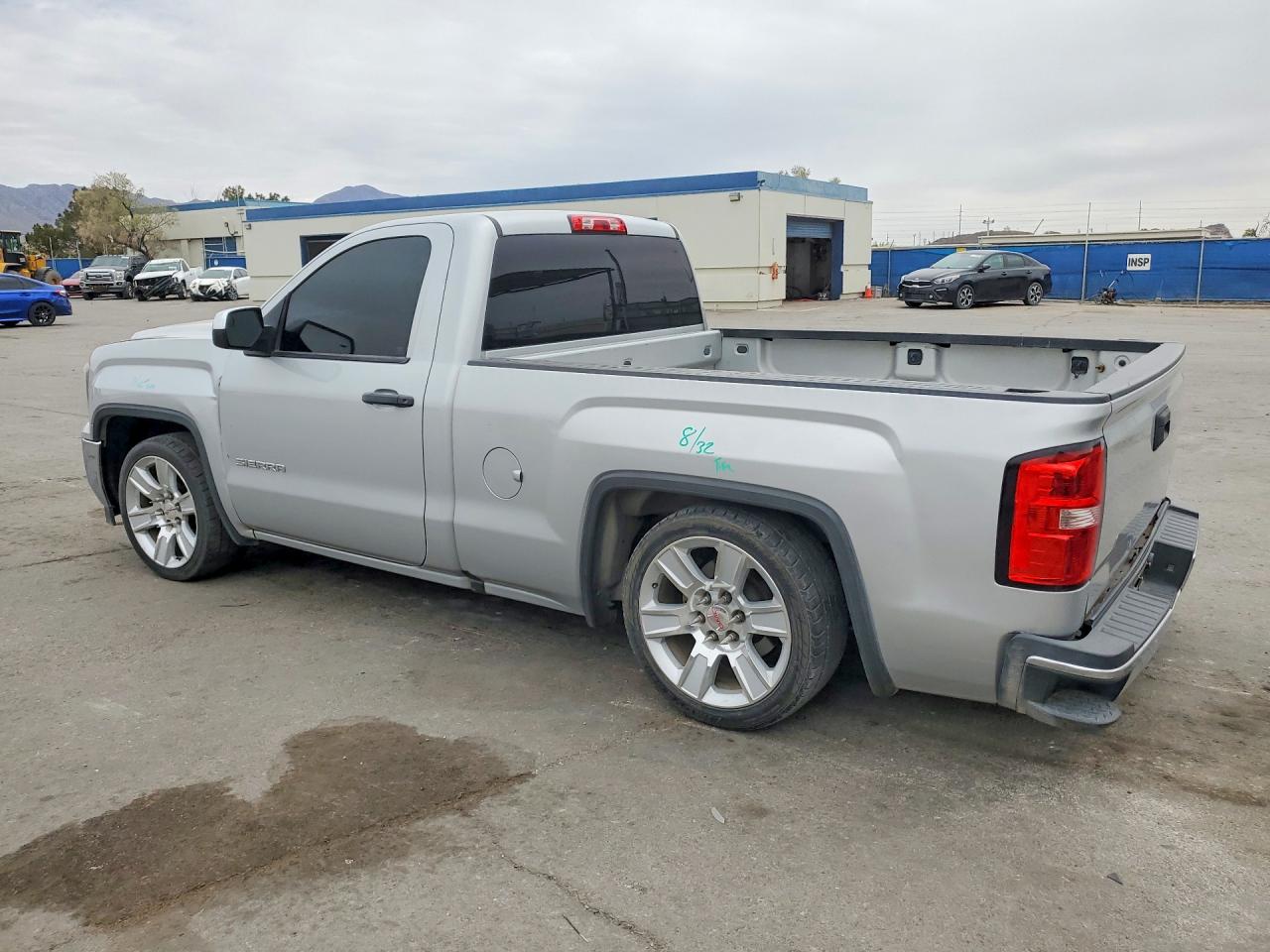 2016 GMC SIERRA