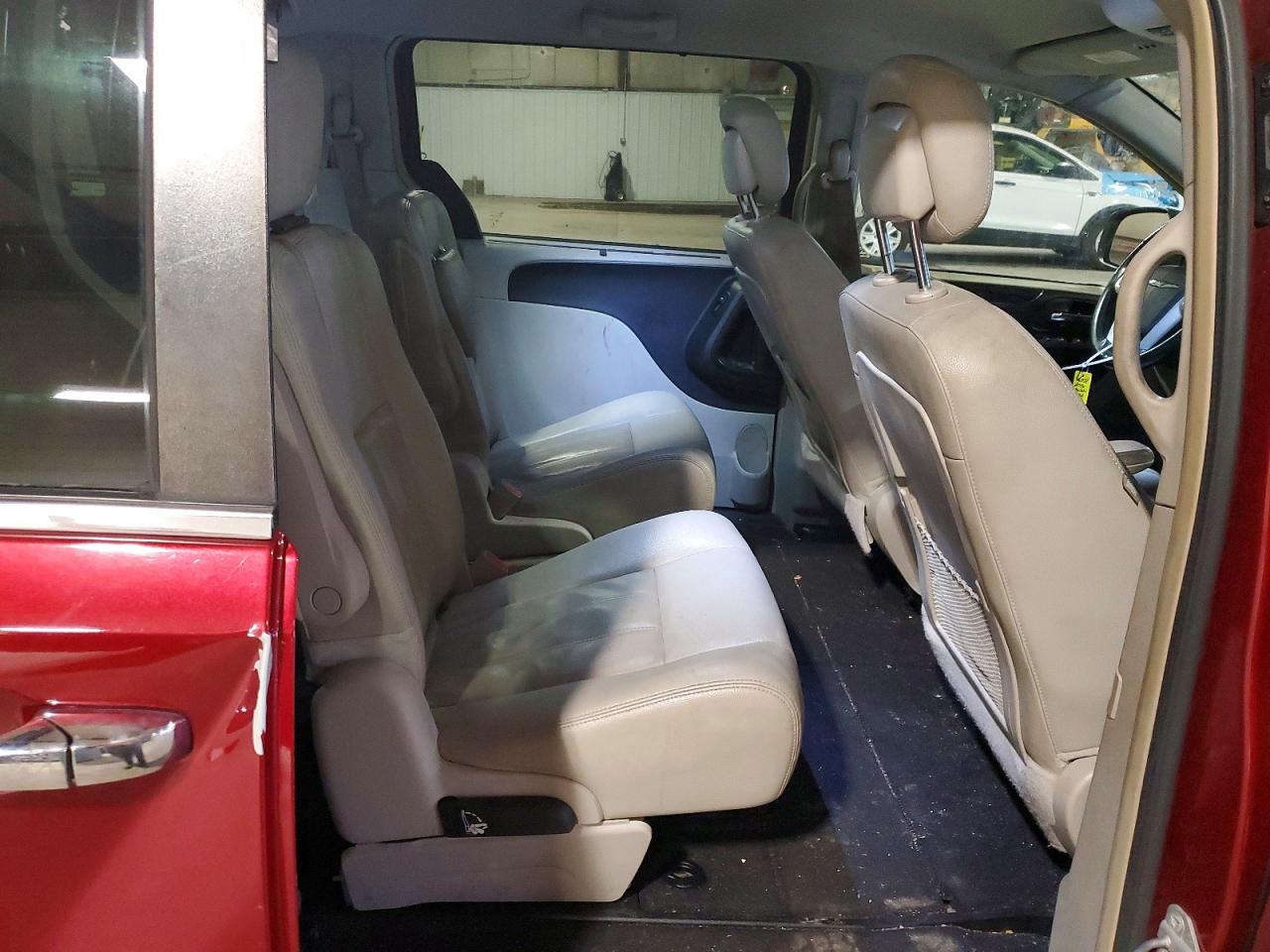 2016 CHRYSLER MINIVAN