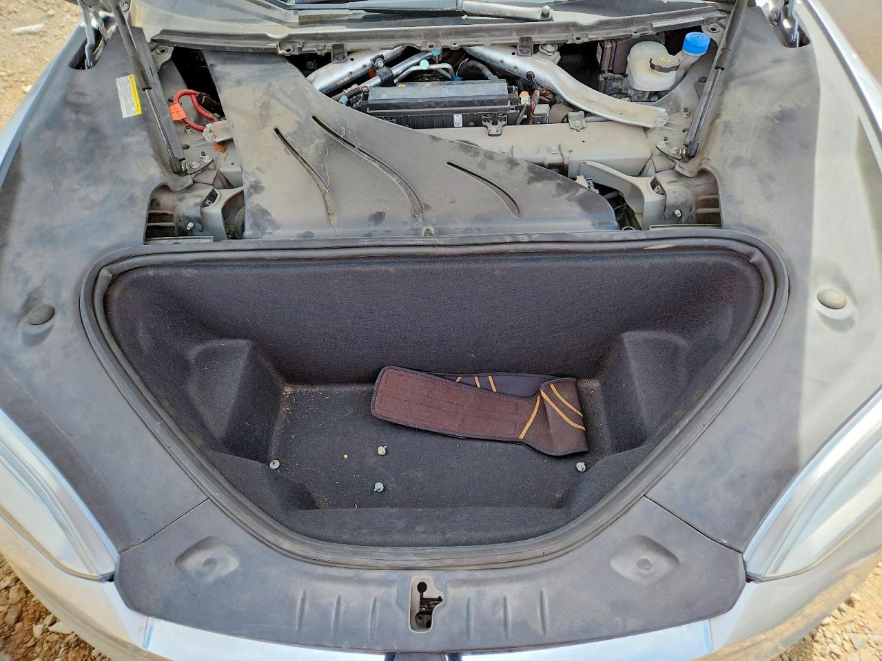 2016 TESLA MODEL S