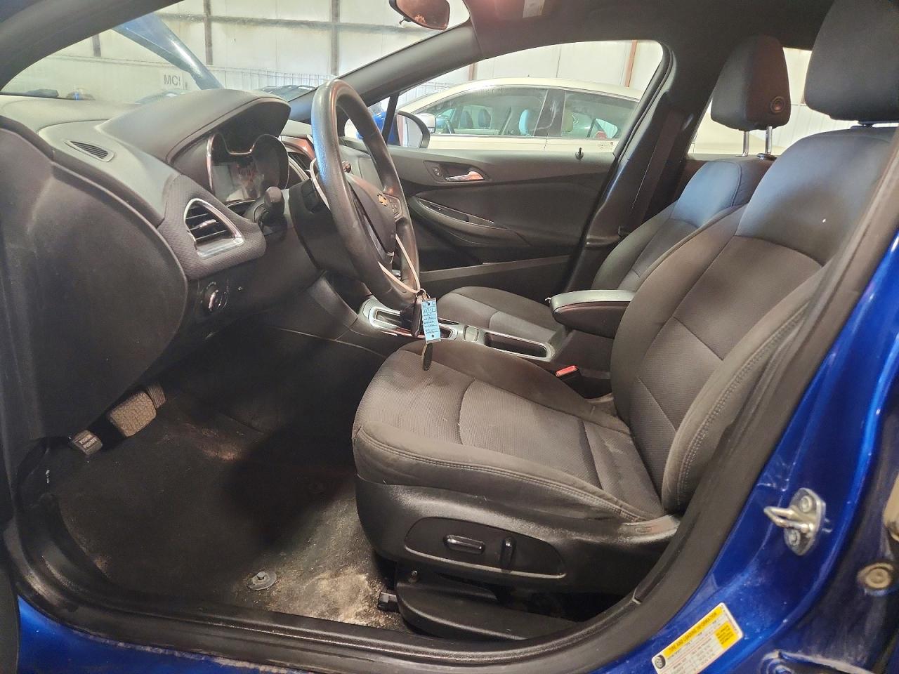 2017 CHEVROLET CRUZE