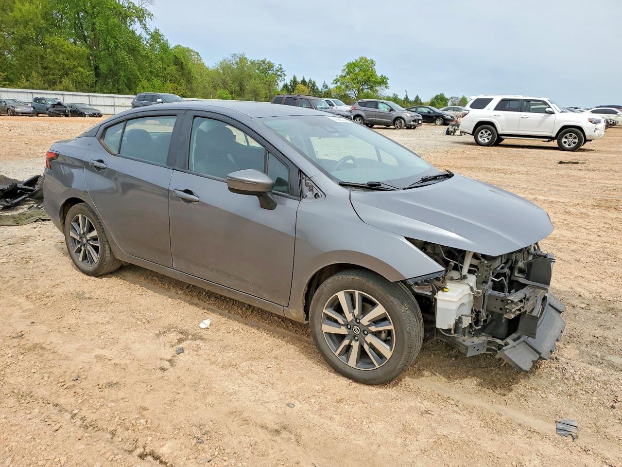 2021 NISSAN VERSA