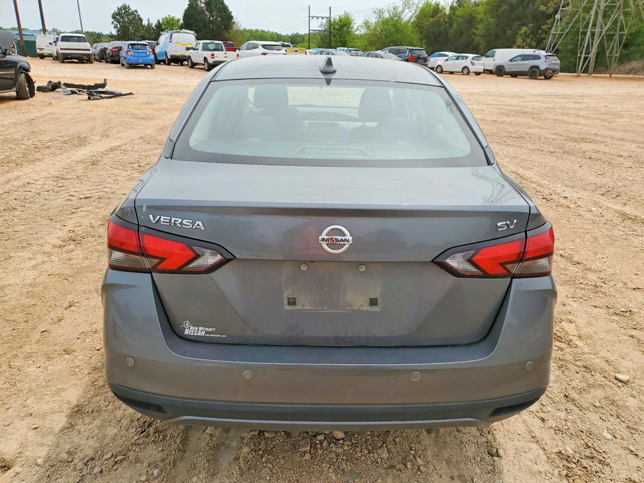2021 NISSAN VERSA