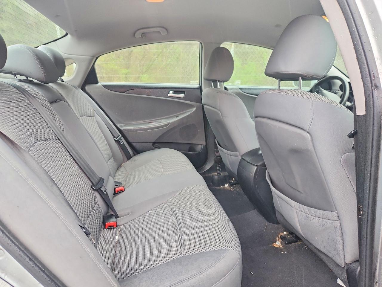 2011 HYUNDAI SONATA
