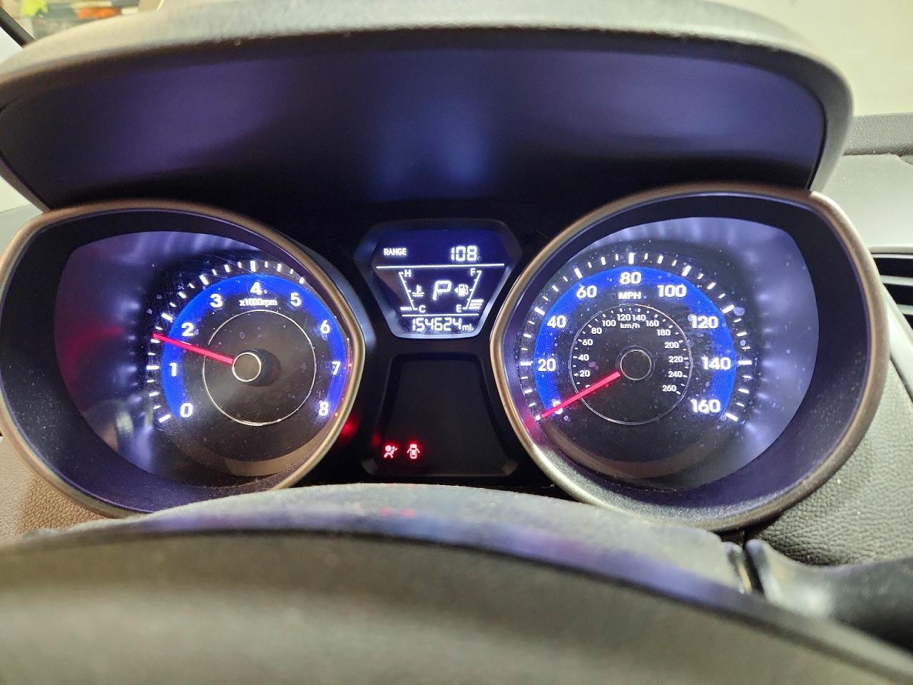 2015 HYUNDAI ELANTRA